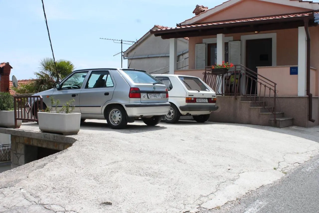 Apartments With A Parking Space Kraj, Opatija - 7794