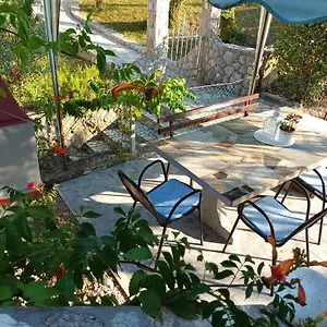 Apartman Dora And Tonka Krk, Porat